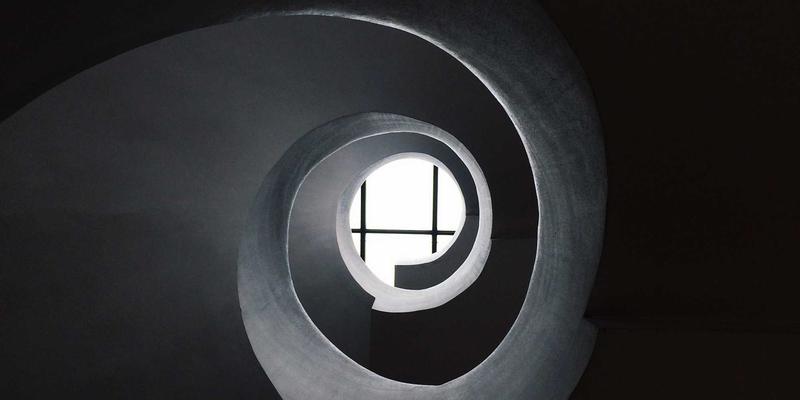 游戏资讯66:移动电竞崛起与网络游戏新生态全景解析