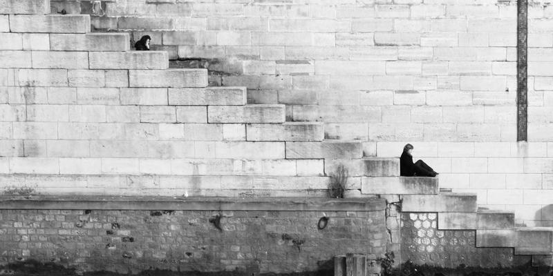 从《Roblox》到虚拟社交：元宇宙游戏形态深度评测与未来攻略